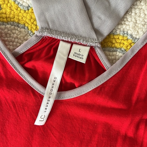 LC Lauren Conrad Top. Sz L - Picture 2 of 4